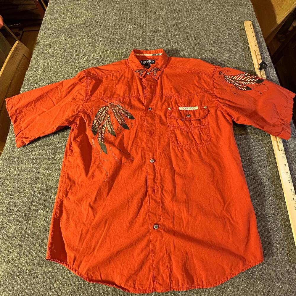 Perry Ellis Red‎ Short Sleeve Shirt with Native Design Medium